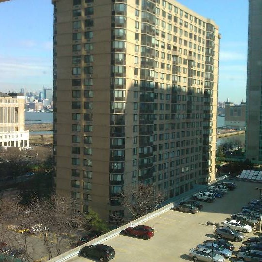 Photo taken at Courtyard by Marriott Jersey City Newport by Konstantin Z. on 2/18/2012