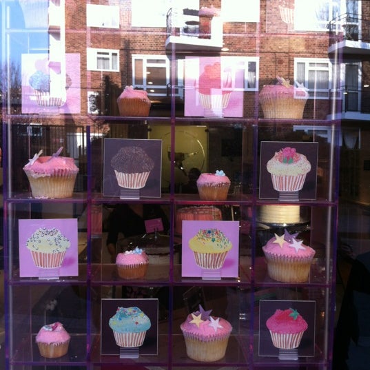 The Hummingbird Bakery Kensington and Chelsea 133 Portobello Rd