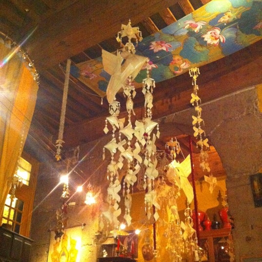 Les Chats Siamois Now Closed Thai Restaurant In Lyon