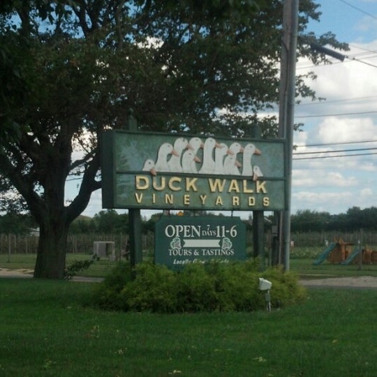 Das Foto wurde bei Duck Walk Vineyards von Carey T. am 9/10/2012 aufgenommen