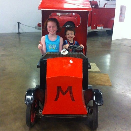 Снимок сделан в California Auto Museum пользователем Jason M. 8/17/2012