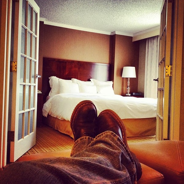 Photo taken at Scottsdale Marriott Suites Old Town by Johnny V. on 4/10/2012