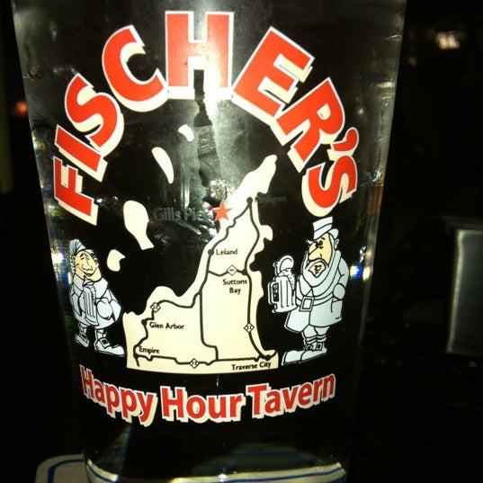 Foto diambil di Fischer&#39;s Happy Hour Tavern oleh John L. pada 5/6/2012