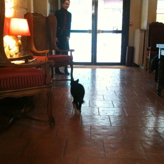 Foto tirada no(a) Hotel Saint Paul Rive Gauche **** por Valerie H. em 4/9/2012