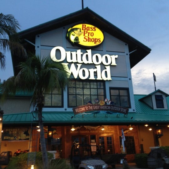 Bass Pro Shops Outdoor World Sporting Goods Shop in Fort Myers
