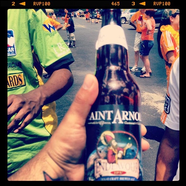 Photo prise au Texian Army #TAilgate par Lorenzo M. le5/26/2012