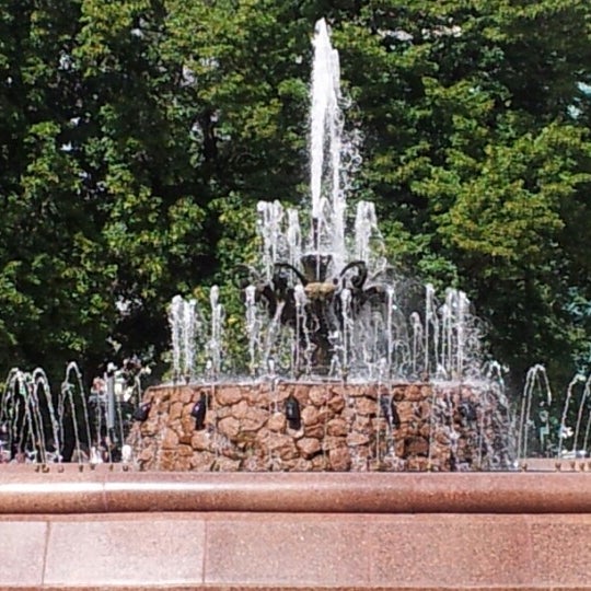 Парк репина москва