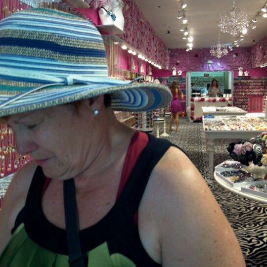 So Good Jewlery (Now Closed) Jewelry Store in Charleston