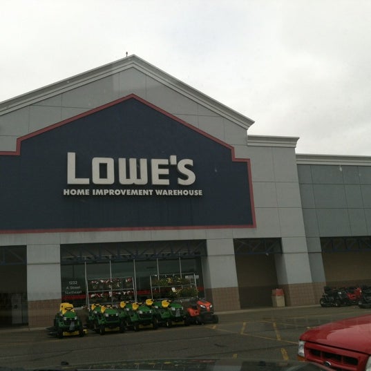 Lowe's Home Improvement Hardware Store in North Auburn