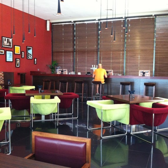 Foto scattata a Amerigos Mexican Restaurant da Lovelyn I. il 6/1/2012
