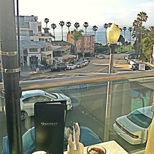 6/29/2012 tarihinde Cher C.ziyaretçi tarafından The Rooftop La Jolla'de çekilen fotoğraf