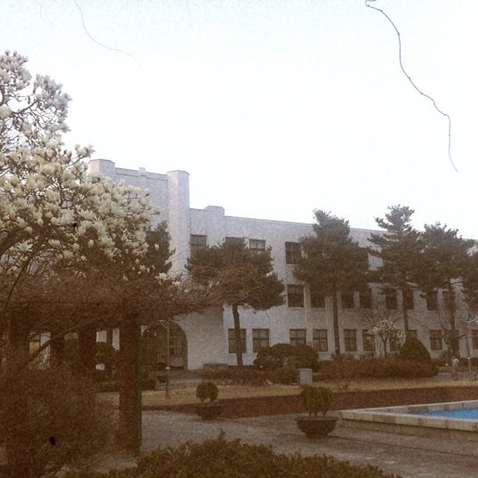 정독도서관 (Jeongdok Public Library) - 삼청동 - 방문자 1734명의 팁 25개에서의 사진
