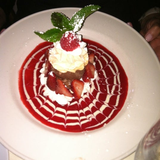 Photos at Basilic Restaurant Balboa Island 217 Marine Ave