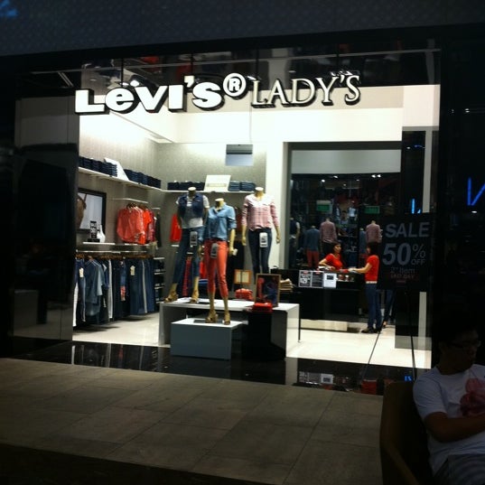 Levi's Store - Boutique in Orchard Road
