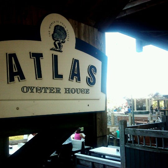 Photo taken at Atlas Oyster House by Brian L. on 8/23/2012