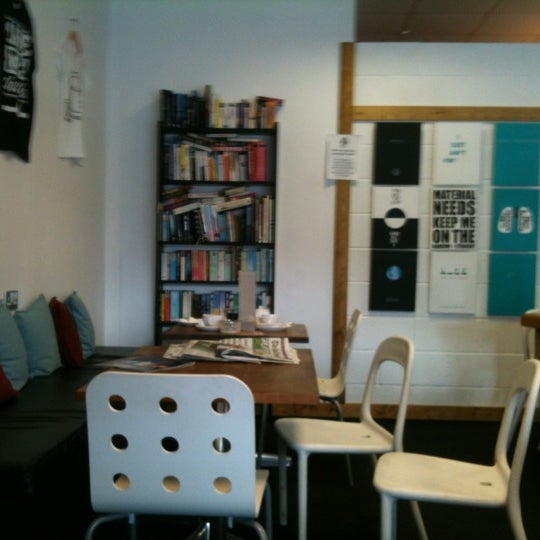 5/5/2012にBrian S.がBrewsmiths Coffee &amp; Teaで撮った写真