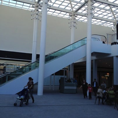รูปภาพถ่ายที่ Unimart Shopping โดย Belgian Edson B. เมื่อ 7/20/2012