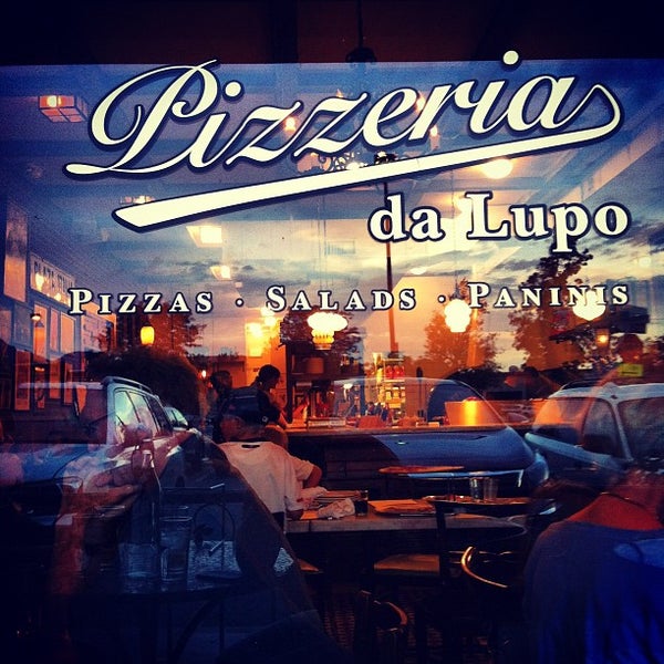 Снимок сделан в Pizzeria Da Lupo пользователем Leith S. 8/31/2012
