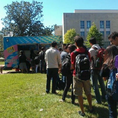 Photo taken at Oh My Gogi! Truck by Sheryl R. on 4/18/2012