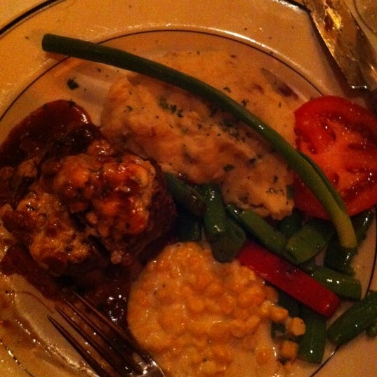 Photo taken at Silver Fox Steakhouse by Elaine M. on 2/26/2012