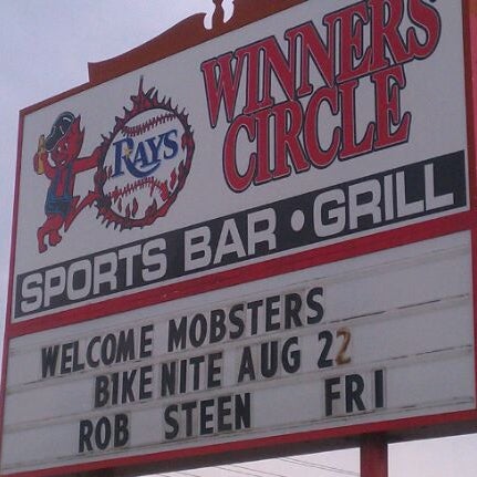 8/11/2012 tarihinde &quot;Diner Dave&quot; B.ziyaretçi tarafından Winners Circle Sports Bar &amp; Grill'de çekilen fotoğraf