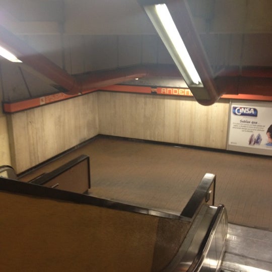 Fotos en Metro San Pedro De Los Pinos (Línea 7) San Pedro de los Pinos 9 tips de 1937 visitantes Fotos en Metro San Pedro De Los Pinos (Línea 7) San Pedro de los Pinos 9 tips de 1937 visitantes