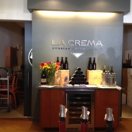 Photo taken at La Crema Tasting Room by Carol S. on 5/12/2012