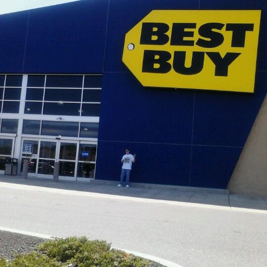 Best Buy (Now Closed) Electronics Store