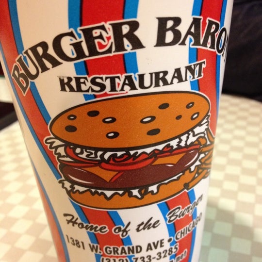 Foto scattata a Burger Baron da Andrew H. il 3/10/2012