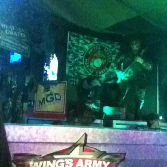 Foto diambil di Wings Army oleh Oh L. pada 7/17/2012