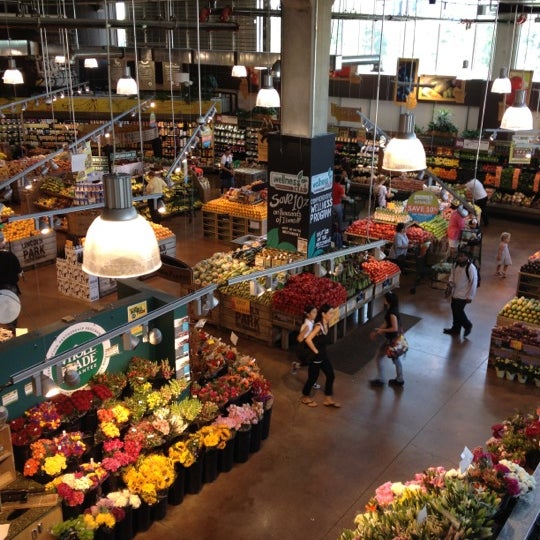 whole foods kingsbury st