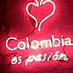 Foto tomada en Café Colombia  por John F. el 2/4/2012
