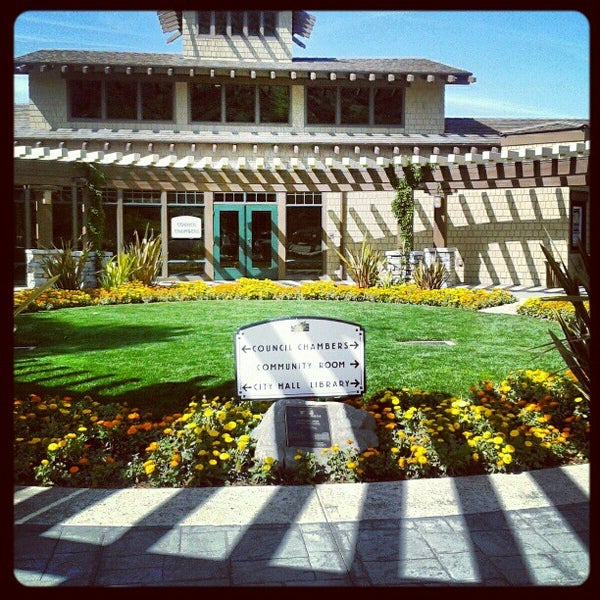 County of Los Angeles Public Library Agoura Hills Whizin's Row 1