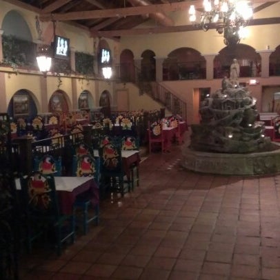 8/21/2012にIN the Loop T.がEl Sol De Tala Traditional Mexican Cuisineで撮った写真