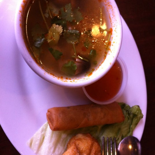 Foto scattata a Thai Chili Cuisine da Eleya M. il 3/29/2012
