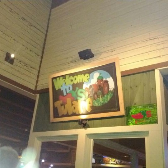 Chili's Grill & Bar 1292 East Prosperity Avenue