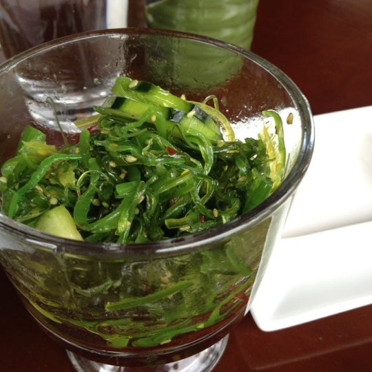 3/3/2012 tarihinde Michelle P.ziyaretçi tarafından Ukai Japanese Restaurant'de çekilen fotoğraf