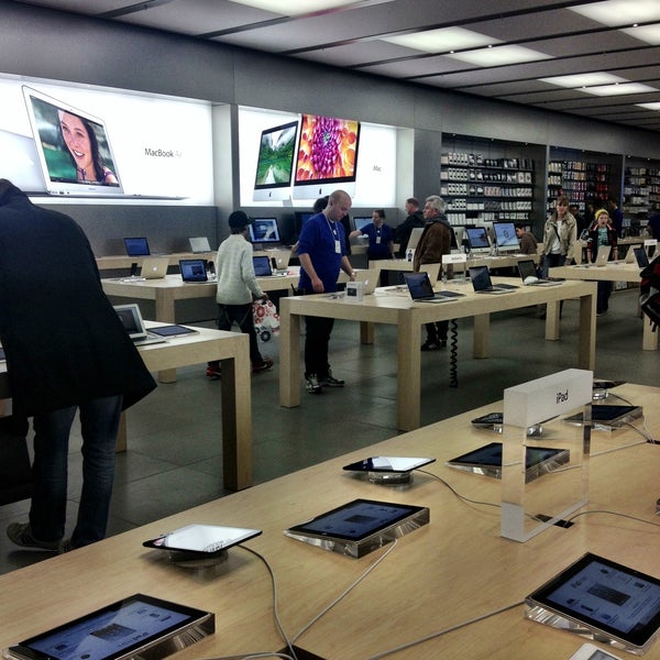 Apple Emporia Electronics Store in Hylliev ng