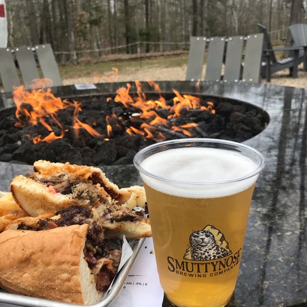 Photo taken at Smuttynose Brewing Company by Matt M. on 3/31/2021
