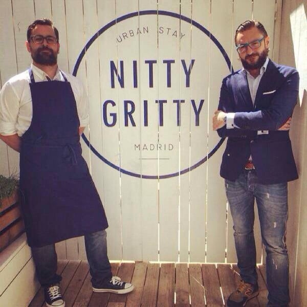Photo taken at Nitty Gritty, Madrid by Mary P. on 7/25/2014
