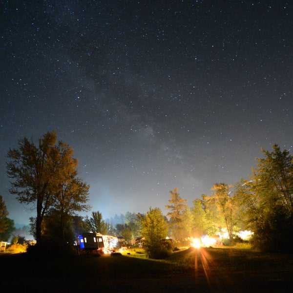 Foto diambil di Lake George Escape Camping Resort oleh Lake George Escape Camping Resort pada 8/4/2014