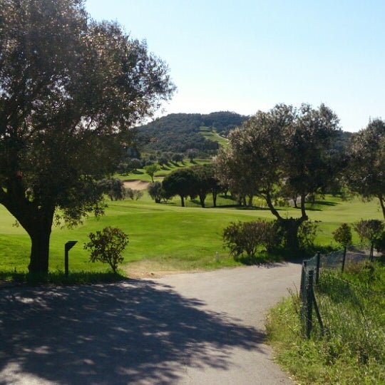 4/16/2014 tarihinde Xarrupetziyaretçi tarafından Club Golf d&#39;Aro - Mas Nou'de çekilen fotoğraf