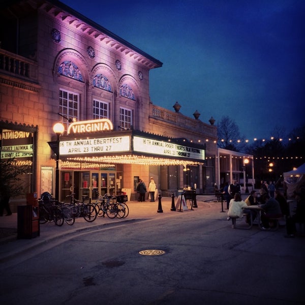 รูปภาพถ่ายที่ Virginia Theatre โดย Keith S. เมื่อ 4/25/2014
