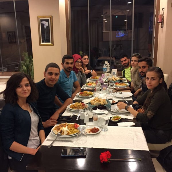 Photo taken at Gurmeet Pide &amp; Lahmacun Restaurant by Sedef E. on 10/16/2016