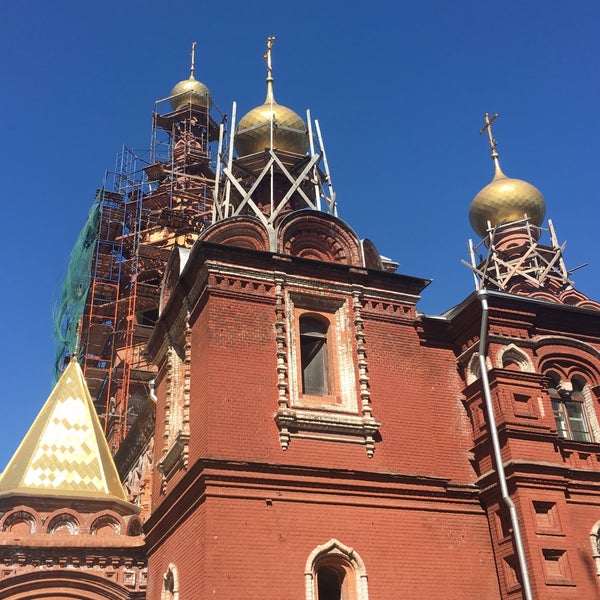 Храм троицы при бывшем приюте бахрушиных. Храм живоначальной троицы бахрушиных. церковь троицы при приюте бахрушиных. храм живоначальной троицы при бывшем приюте бахрушиных. храм живоначальной троицы в алексеевском бахрушиных.