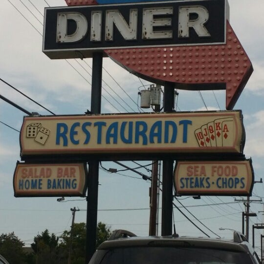 7/27/2014にSharon C.がVegas Diner &amp; Restaurantで撮った写真
