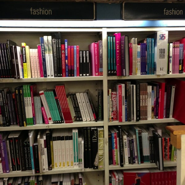 Photos At Barnes Noble Now Closed Bookstore In Union Square