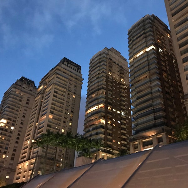 รูปภาพถ่ายที่ Shopping Cidade Jardim โดย Fabiano T. เมื่อ 10/26/2019