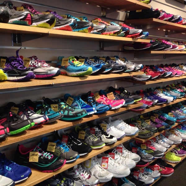 medved running store