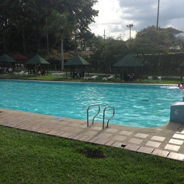 Club Campestre Cartago - Other Great Outdoors in Cartago